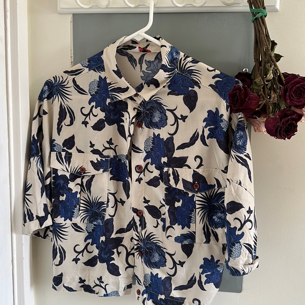 LEE COOPER Originals. Medium Size Top.